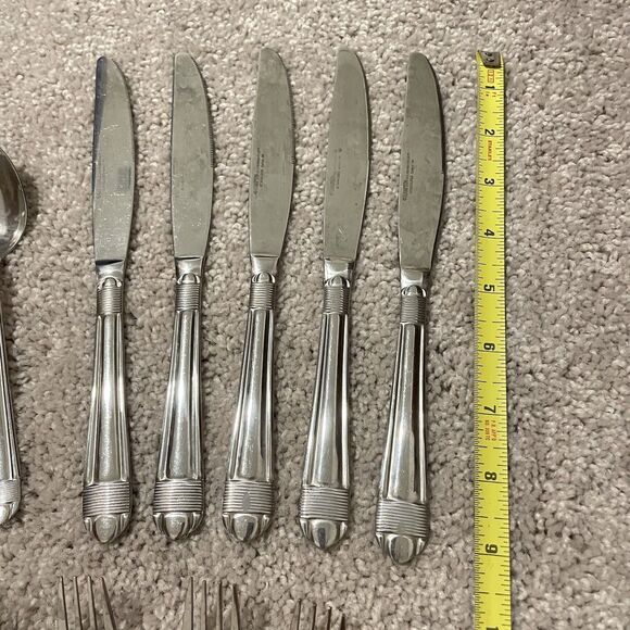 Lot of 13 Hampton Silversmiths Stainless China Flatware Spoons Forks Knives - Picture 2 of 6